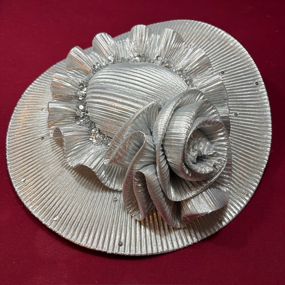 SILVER Shiny METALLIC ruffle ROSE Round HAT, Fits 21” GAWDY wedding Derby Dressy main image 7